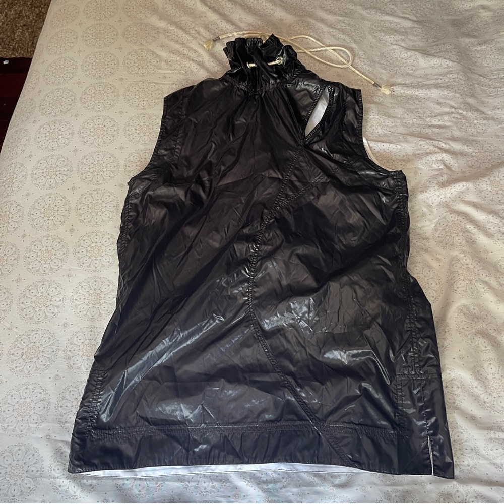 Calvin Klein 205W39NYC Mockneck Sleeveless Blouse